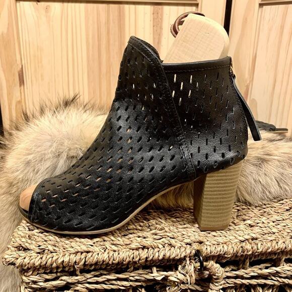 Dune London Whisper Heel Womens Booties Sz 8.5/40 Caged Black Leather Peep Hole - Picture 4 of 5